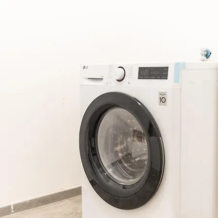 Bilocale Di Lusso Free Wifi Music And Art Apartamento *