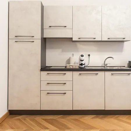 Bilocale Di Lusso Free Wifi Music And Art Apartment *