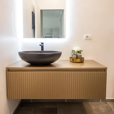 Apartment Bilocale Di Lusso Free Wifi Music And Art Turin