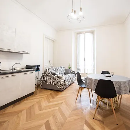 Apartment Bilocale Di Lusso Free Wifi Music And Art Turin